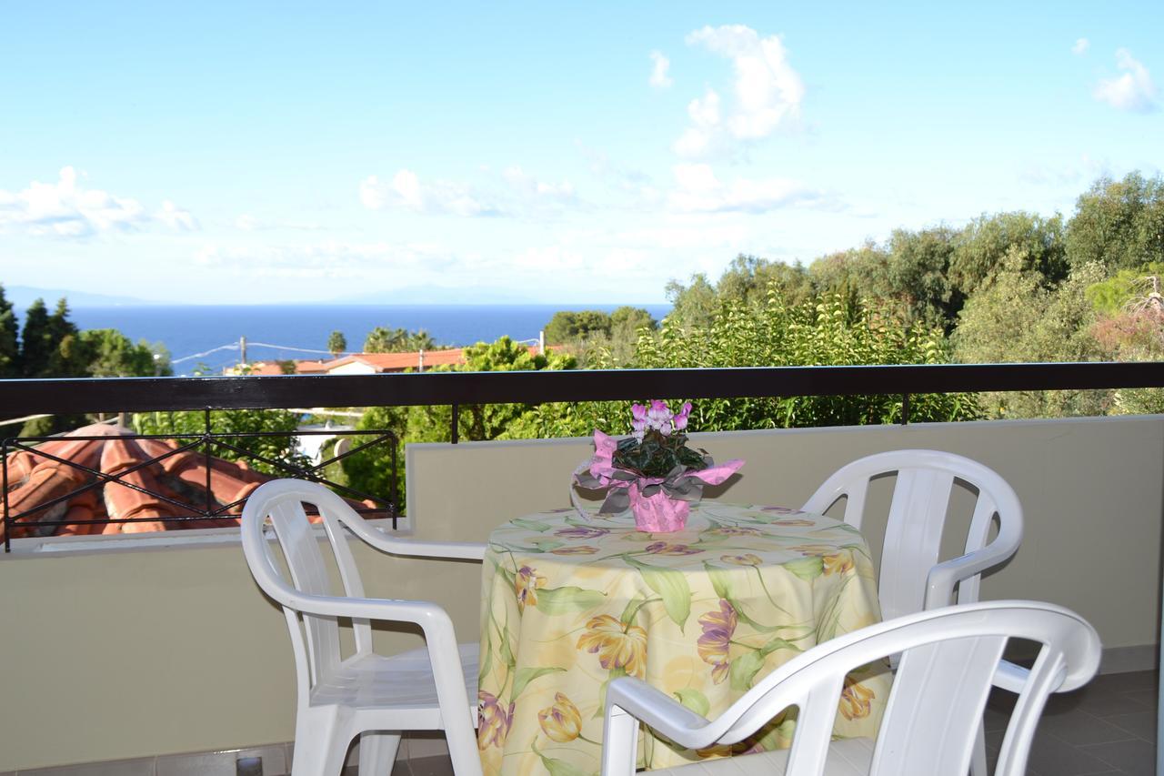 Hotel Stella Marina กาโปวาติกาโน ภายนอก รูปภาพ